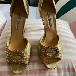Great  gold color shoes by MANOLO BLAHNIK   size 7 1/2